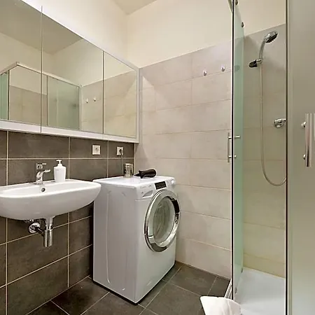 Charming & Cozy Ambiente Hotel 3*