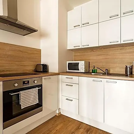 Charming & Cozy Ambiente Hotel 3*