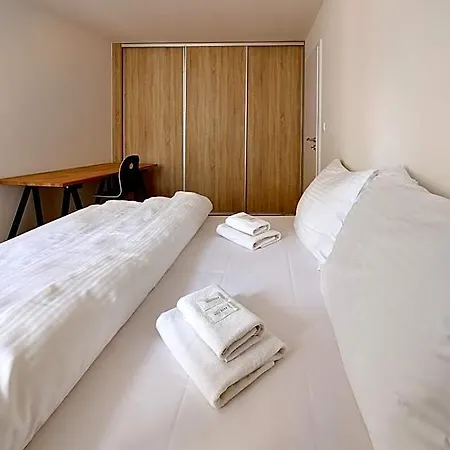 ホテル Charming & Cozy Ambiente 3*